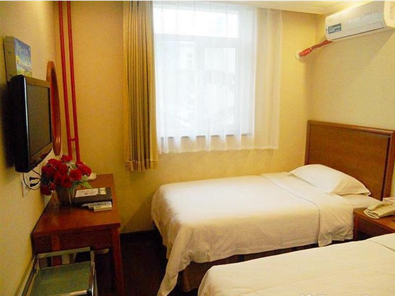 Greentree Inn Beijing Miyun Xinzhong Street Business Hotel Bagian luar foto