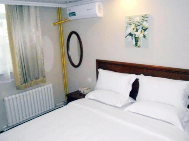 Greentree Inn Beijing Miyun Xinzhong Street Business Hotel Bagian luar foto